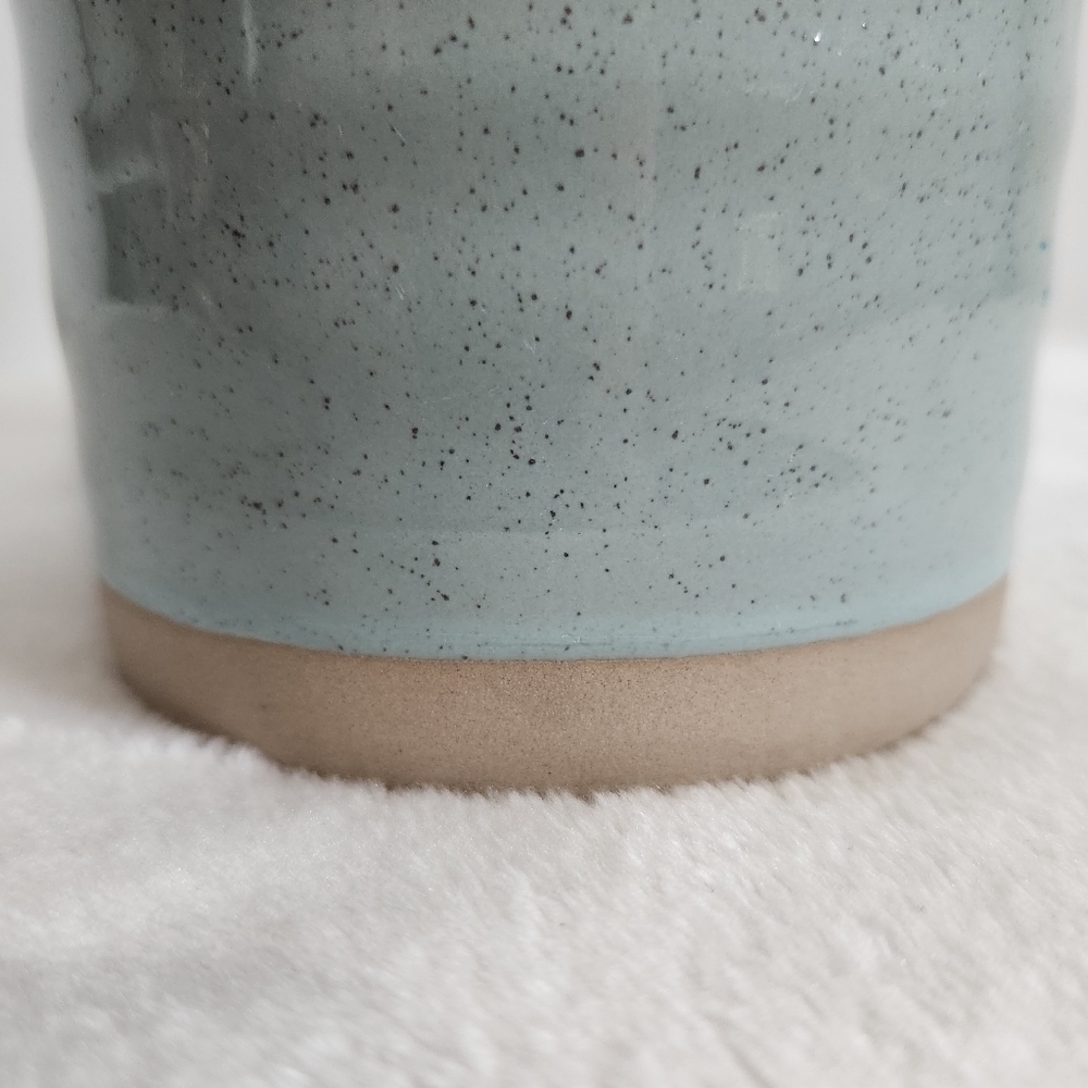 Ceramic Stoneware Glazed Speckled Duck Egg Blue Coffee Cup Mug XL 20 Oz - Picture 9 of 11